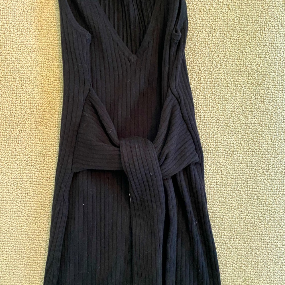 Size 2 - Picture 4 of 4